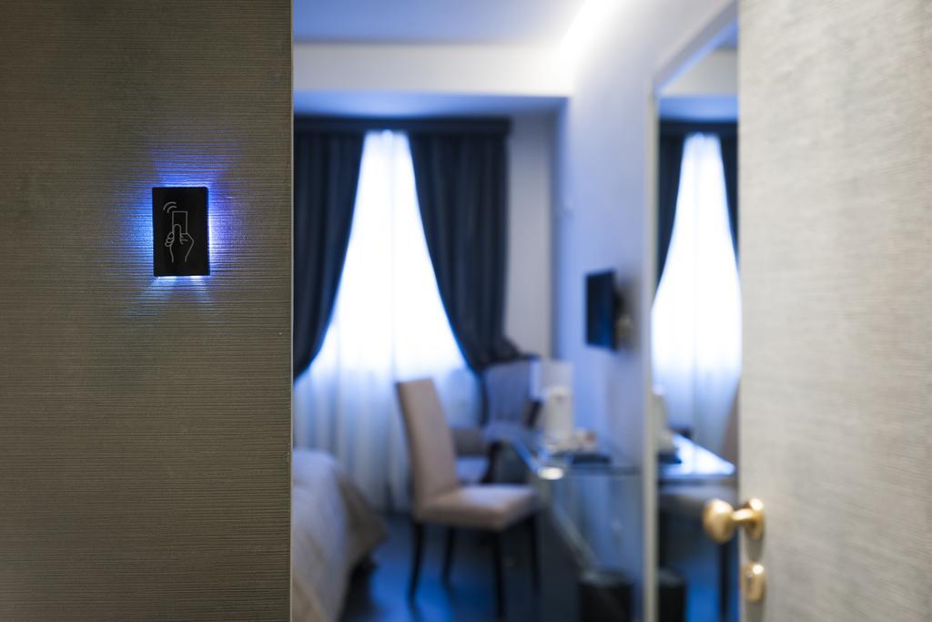 Residenza Monfy Hotell Rom Exteriör bild